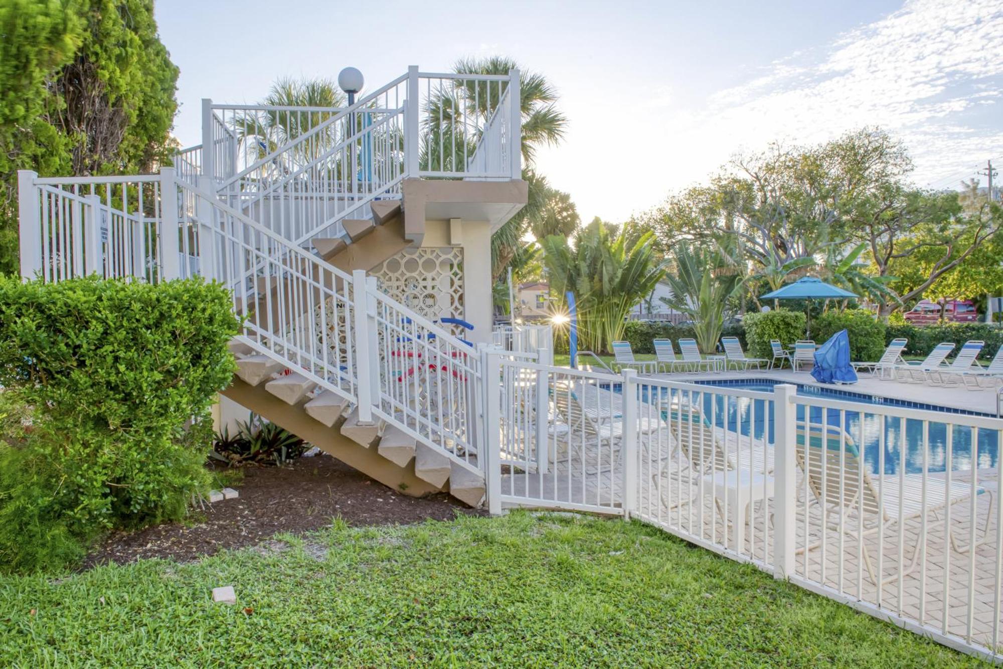 Floranada Condos Pompano Beach Eksteriør billede